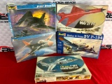 (5) Revell Model Planes