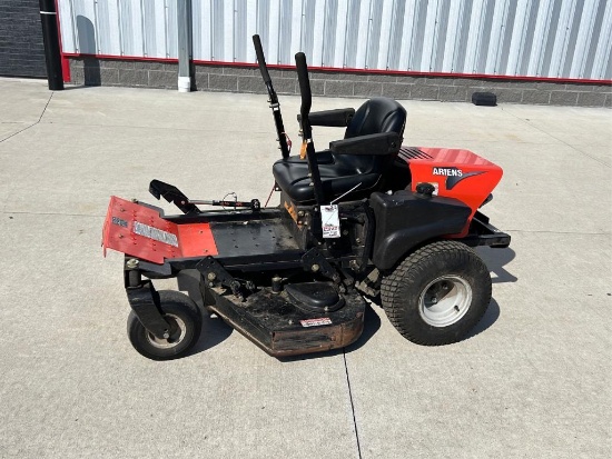 "ABSOLUTE" Ariens Mini Zoom 1540 Zero-Turn Mower