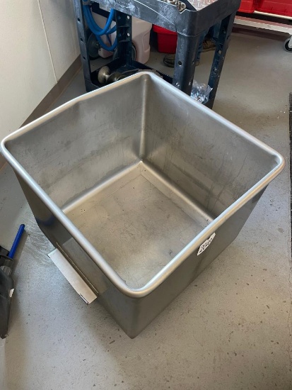 25"x25" Rolling Stainless Tub