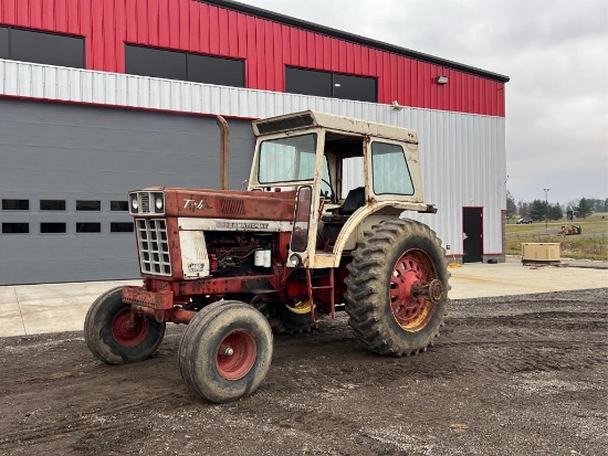 "ABSOLUTE" IH 1466 2WD Tractor