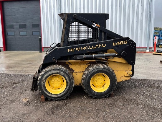 "ABSOLUTE" New Holland LX485 Skid Loader