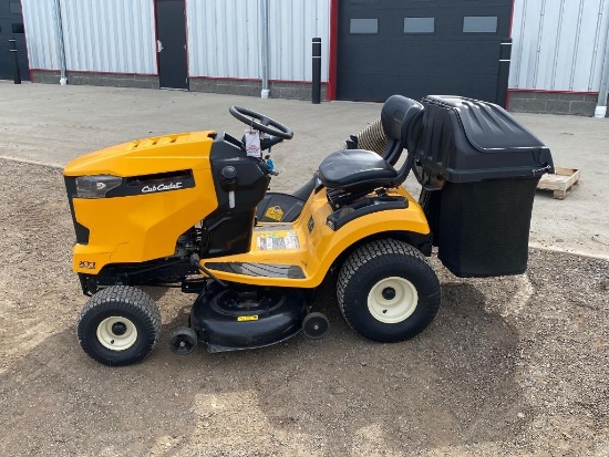 Cub Cadet XT1 Riding Mower