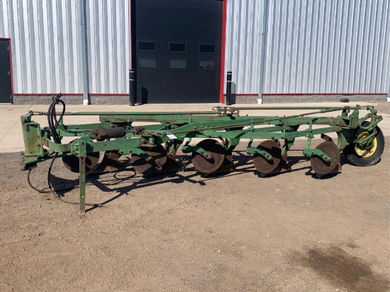 "ABSOLUTE" John Deere 5 Bottom Plow