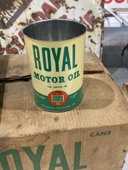 (24) 1-Quart Royal Motor Oil Cans