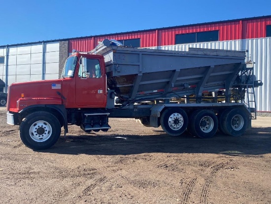 "ABSOLUTE" 1998 Volvo Tri Axle Slinger Truck
