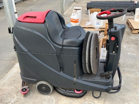 Viper AS530R 20? Ride-On Floor Scrubber | Heavy Construction Equipment ...