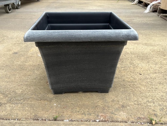 Approximately (350) 15" Square 5.75gal Planter