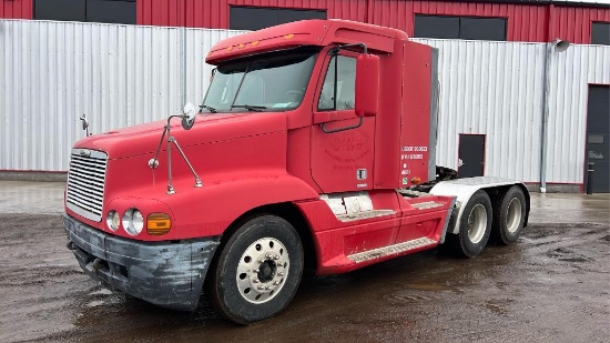 "ABSOLUTE" 1999 Freightliner CC Conventional Semi Truck