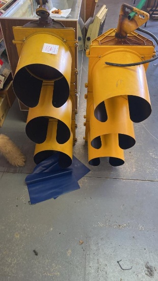 (2) Traffic Lights