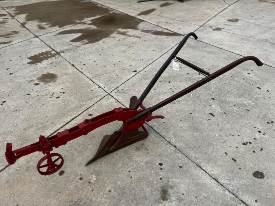 Syracuse Plow Co. 6-L Plow