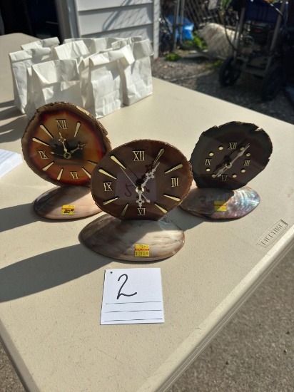 3 Agate Clocks