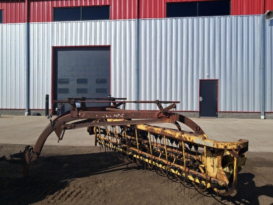 New Holland 256 Roll-a-Bar Hay Rake