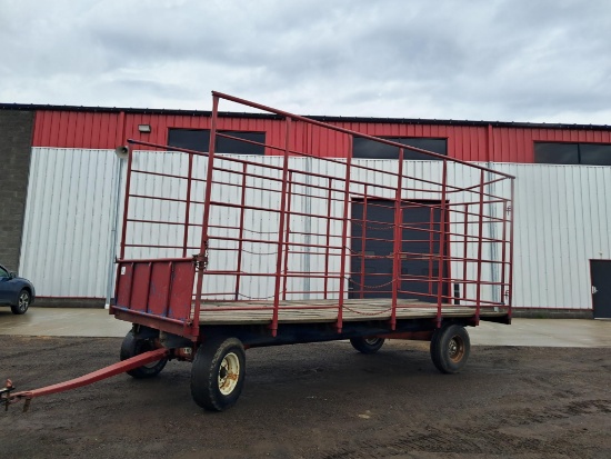 Kicker wagon with Kory 6872 gear 6872 Hay Wagon