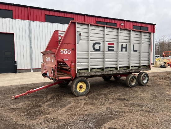 Gehl 980 Silage Wagon