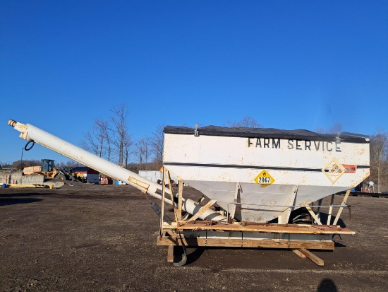 Willmar 2 Compartment Dry Fertilizer Tender