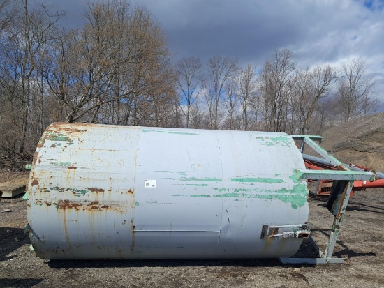 3000 Gallon Tank