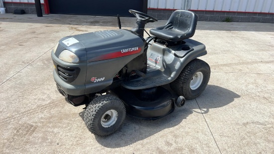 Craftsman LT2000 Lawn Tractor