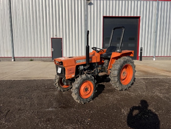 Kubota L245DT 4WD Tractor