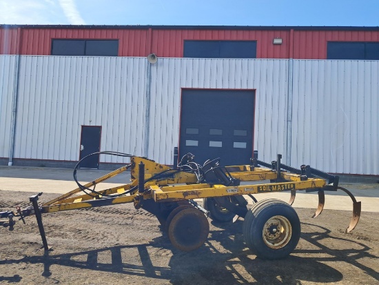 Soil Master 5 Shank Chisel Plow
