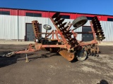 International 490 24' Disc