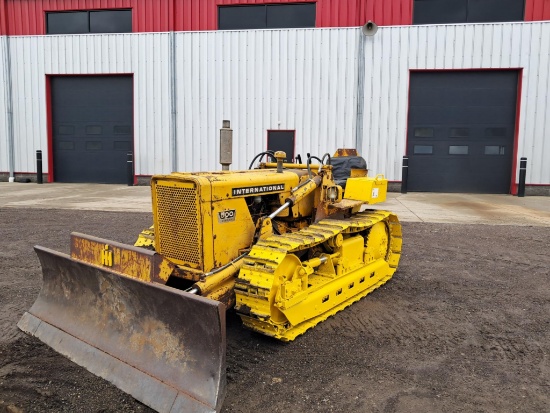 1967 International 500 Crawler Dozer