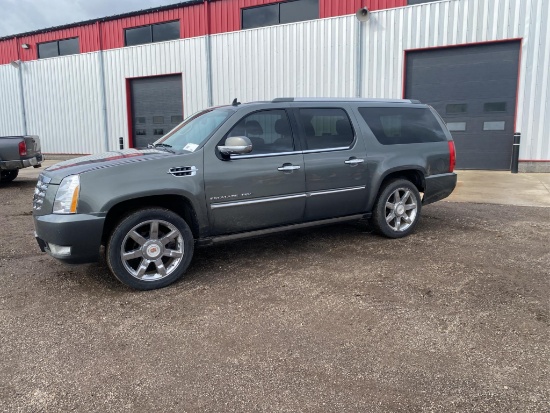 2011 Cadillac Escalade ESV SUV