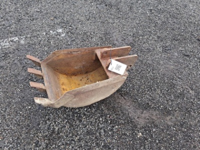 14" Tooth Digging Bucket