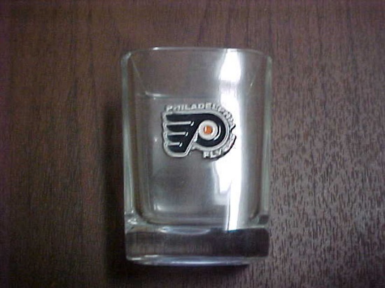 Philadelphia Flyers shotglass