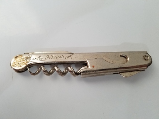 Vintage pocketknife w/ corkscrew