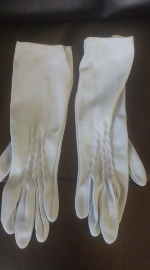 Vintage ladies blue gloves