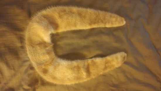 Vintage mink collar