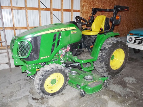 2016 John Deere 3046 MFWD Utility Tractor