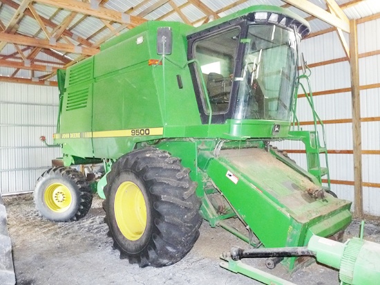 1994 John Deere 9500 Combine