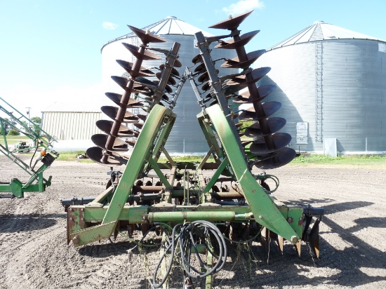 John Deere 230 25' Tandem Disk