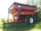 UFT 750 Bushel Grain Cart