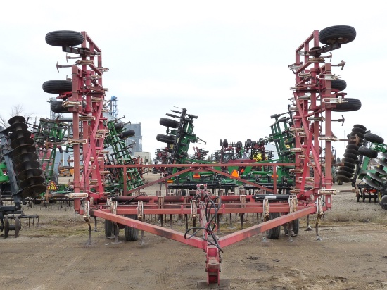 Wilrich 3400 40' Cultivator