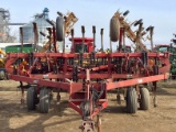 Case-IH 5700 26' Chisel Plow