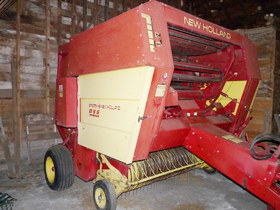 NH #855 Round Baler