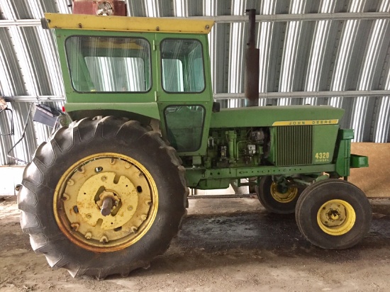 John Deere 4320 Tractor