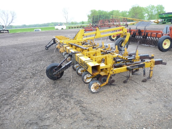 Alloway 12-22" 2130 Cultivator