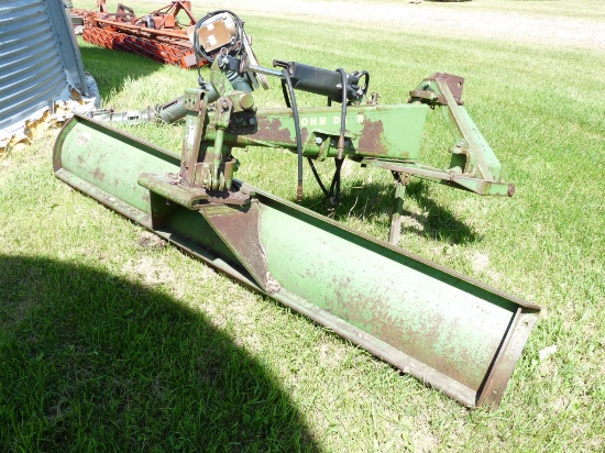 John Deere 8' 3 Point Blade