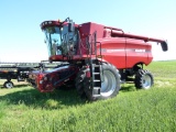 Case-IH 7010 AFS Combine