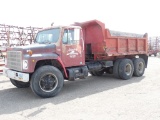 '84 IH 1900 Tandem Axle Gravel Truck