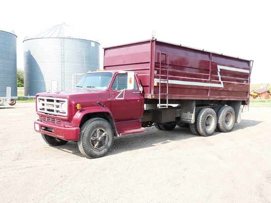 1975 GMC 6500 Twin Screw Tandem Truck