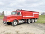 1996 IH 8200 Tri-Axle Truck