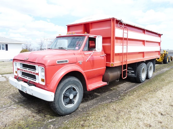 '67 Chev C-60 Tag Axle Tandem Truck