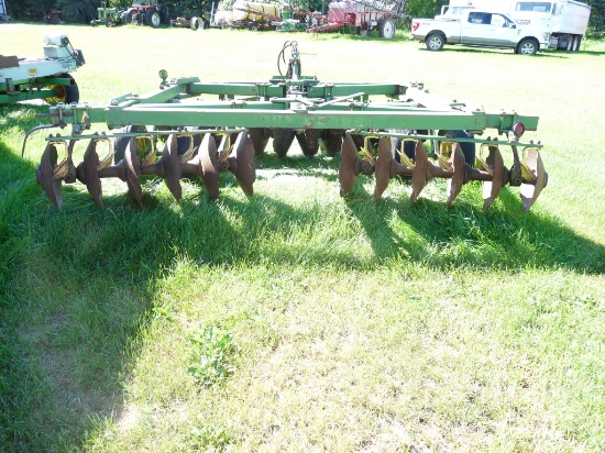 John Deere EH1H1 12' Heavy Duty Tandem Disk with Notched Blades