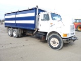 1990 IH #8100 TS Tandem Trk. L-10, 9-spd.