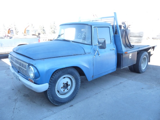 1967 IH 1-ton Dually