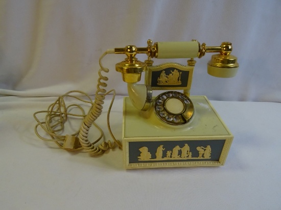 Deco-Tel rototary phone